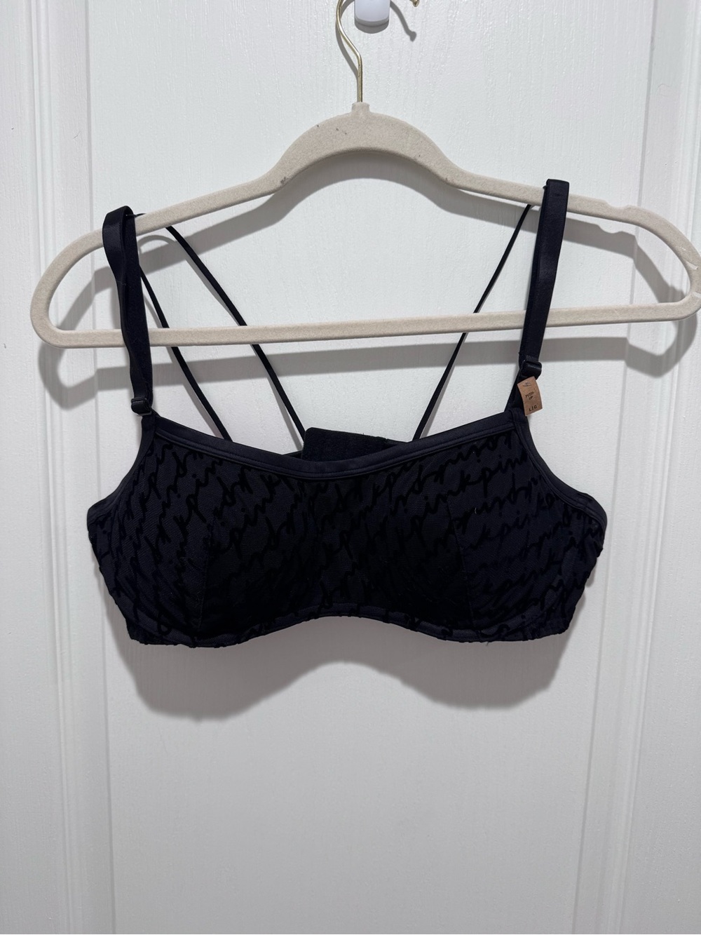 Pink Victoria’s Secret push-up bra- size L